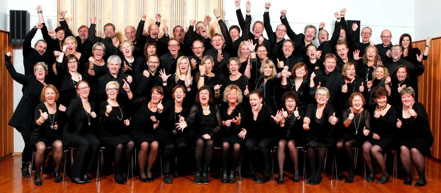 Solheimkoret var så heldige å få dele musikkgleden med vårt positive og engasjerte publikum i to kvelder i Veldre kirke!