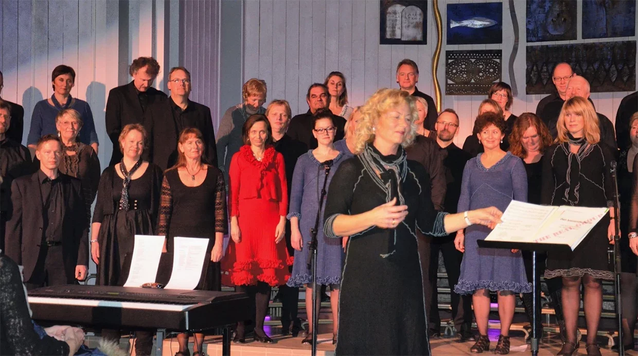 Solheimkorets julekonsert i Veldre kirke 2012. Foto Jan Rune Bakkelund, Ringsaker Blad.